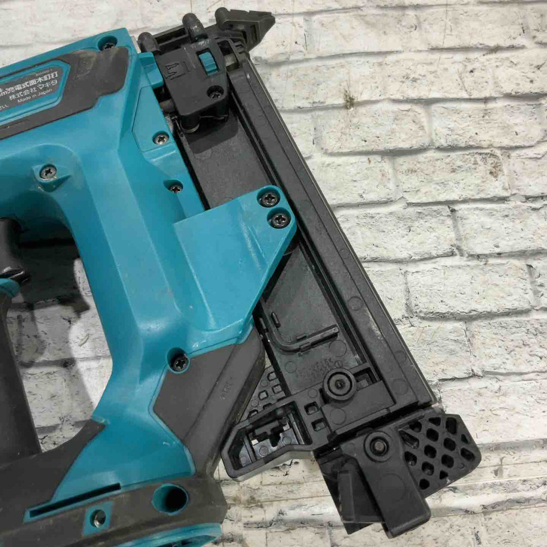 ★マキタ(makita) コードレスフィニッシュネイラ FN350DRG【川口店】
