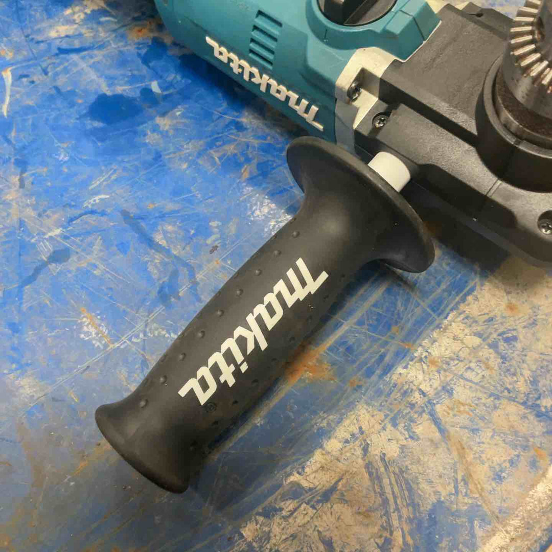 ◇マキタ(Makita) 13mm充電式アングルドリル 18V バッテリ・充電器別売 ケース付 DA450DZK 青【草加店】