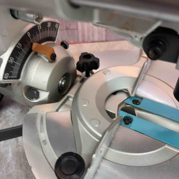 ★マキタ(makita) 165mmスライドマルノコ LS0613FL【八潮店】