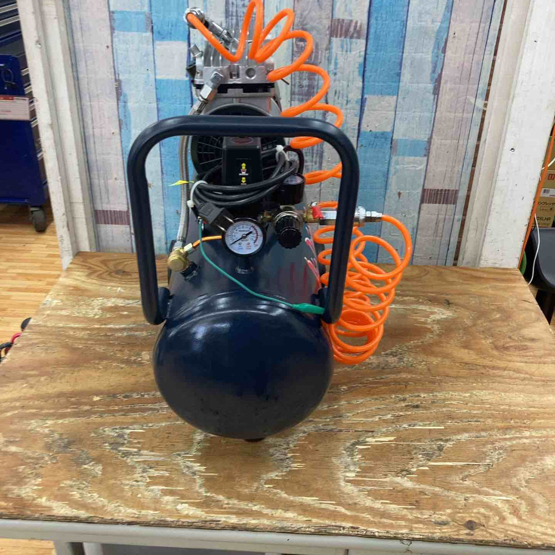100V　30L　静音型オイルレスエアーコンプレッサー DAR3000【柏店】