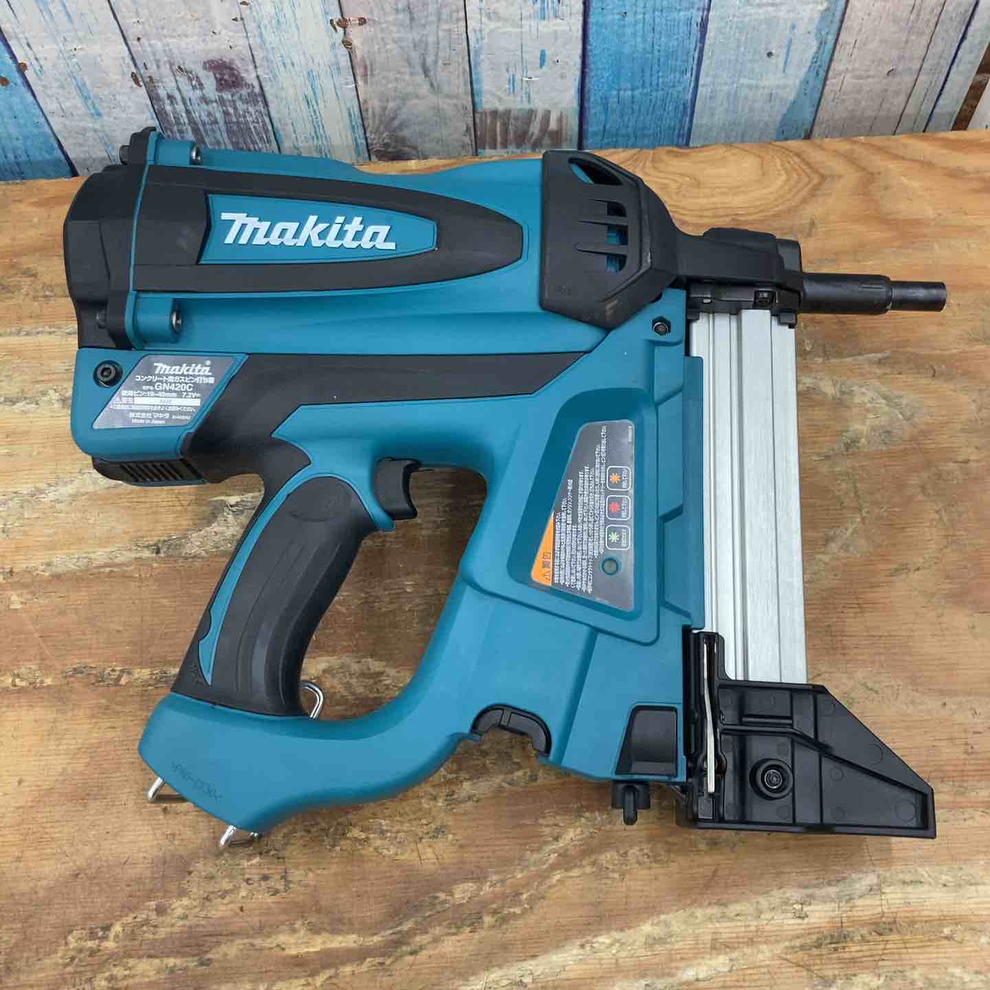 ★マキタ(makita) コードレスコンクリート用ガスピン打ち機 GN420C【柏店】 ☆マキタ(makita) コードレスコンクリート用ガスピン打ち機 GN420C