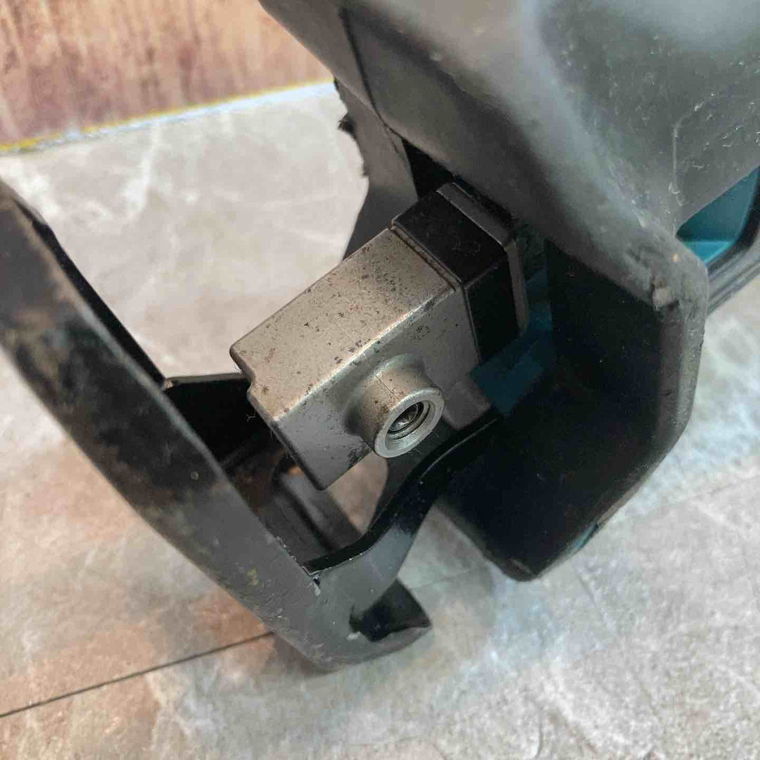 ★マキタ(makita) コードレスレシプロソー JR184DZ【八潮店】