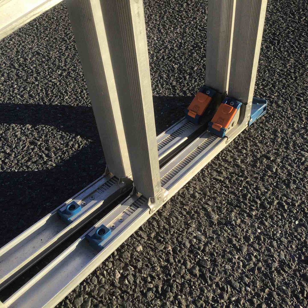 【現状品 / 店頭受取り限定】 アルインコ/ALINCO 5尺アジャスタ付きはしご兼脚立 型式不明 【鴻巣店】