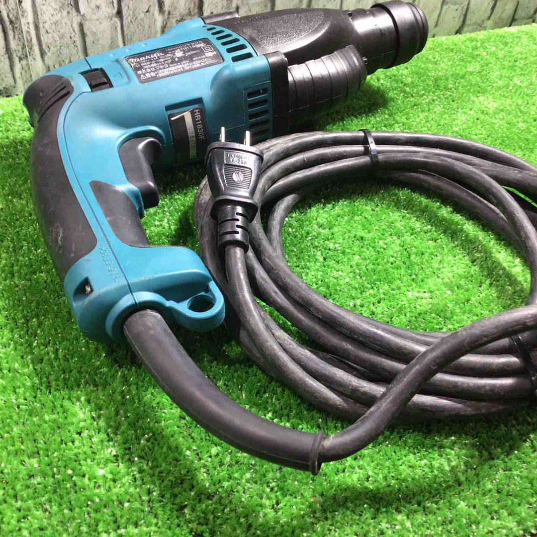 ★マキタ(makita) ハンマドリル HR1830F【川口店】