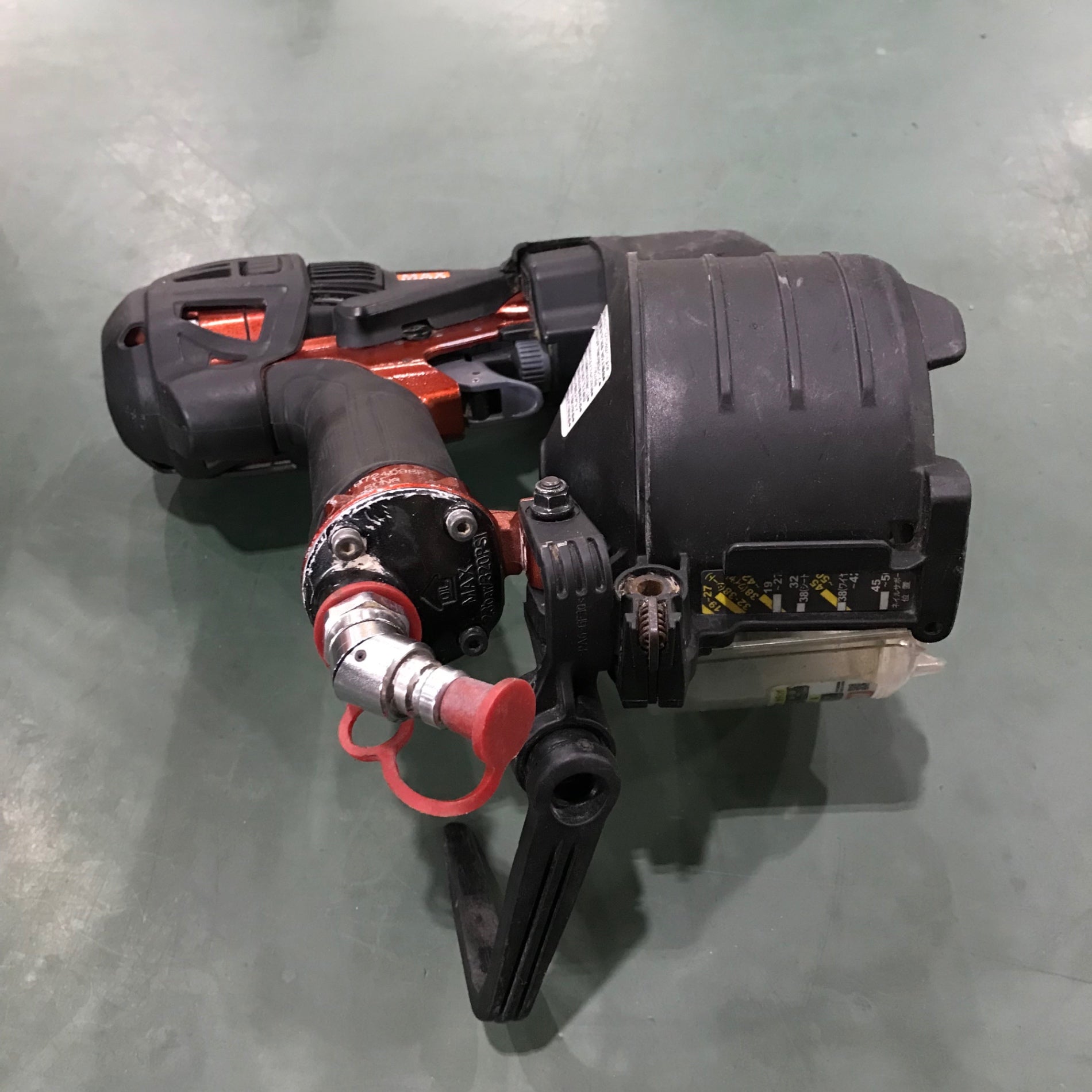 マックス(MAX) 高圧エア釘打ち機 HN-50N3(D)-R【川越店】 ☆マックス(MAX) 高圧エア釘打ち機 HN-50N3(D)-R【川口店】 – アクト