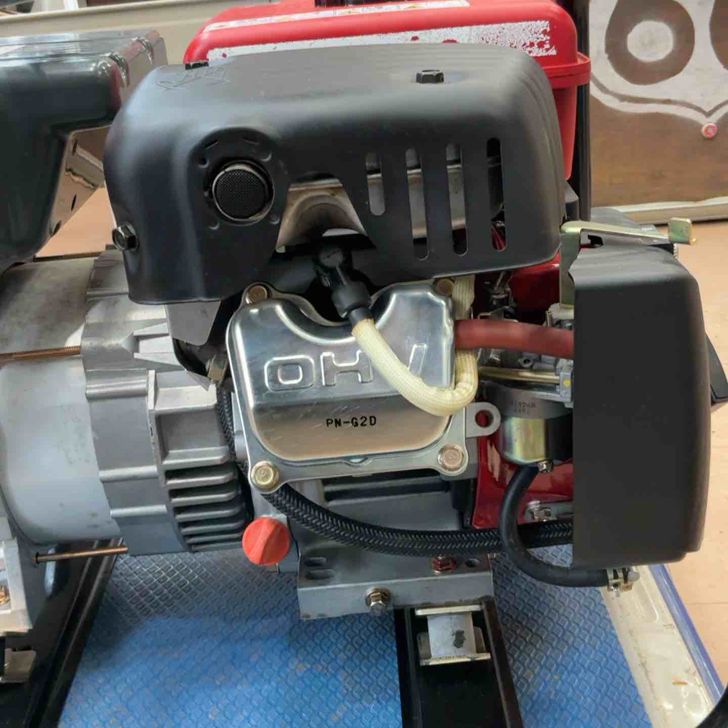 店頭受取り限定】◇新ダイワ(Shindaiwa) エンジン発電機(50Hz) EGM24L