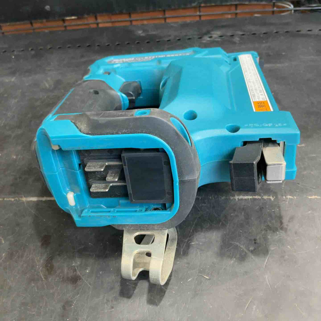 ◇マキタ(makita) CT線専用コードレスタッカ ST313DZK【草加店】