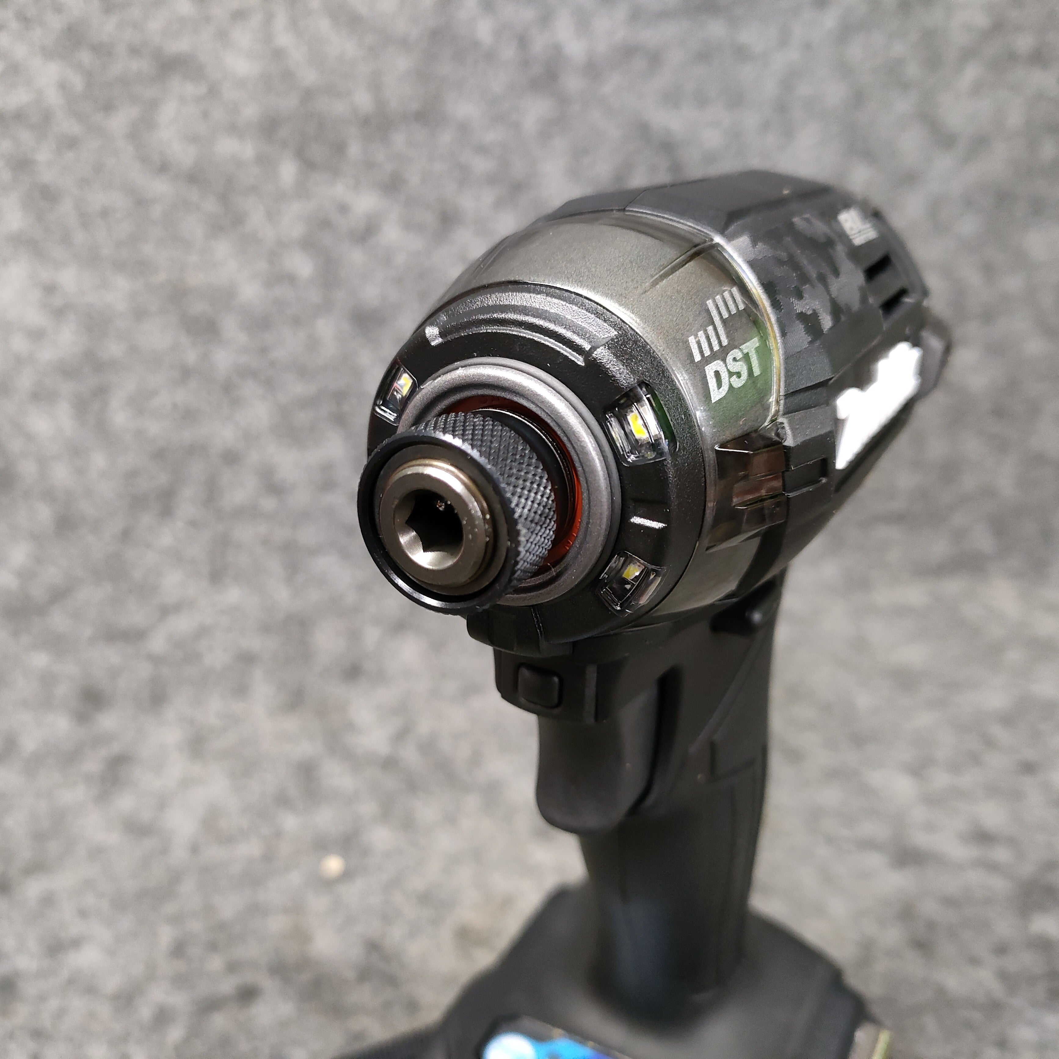 マキタ(makita) コードレスインパクトドライバー TD002GRDXB