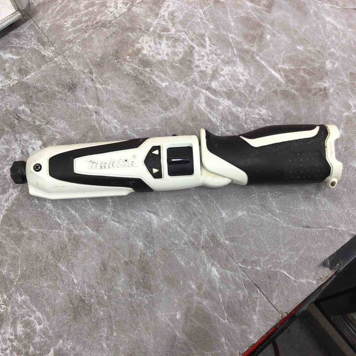 ☆マキタ(makita) コードレスペンインパクトドライバ TD021DSW【八潮店】