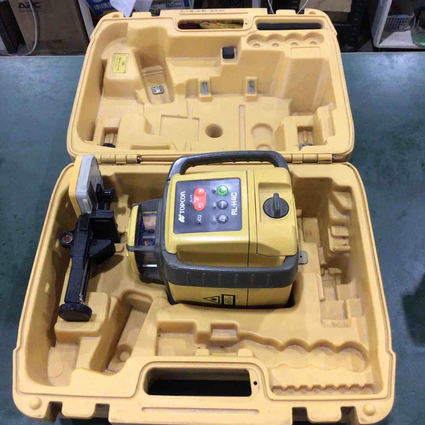 ☆トプコン(TOPCON) ローテーティングレーザー RL-H4C【川口店