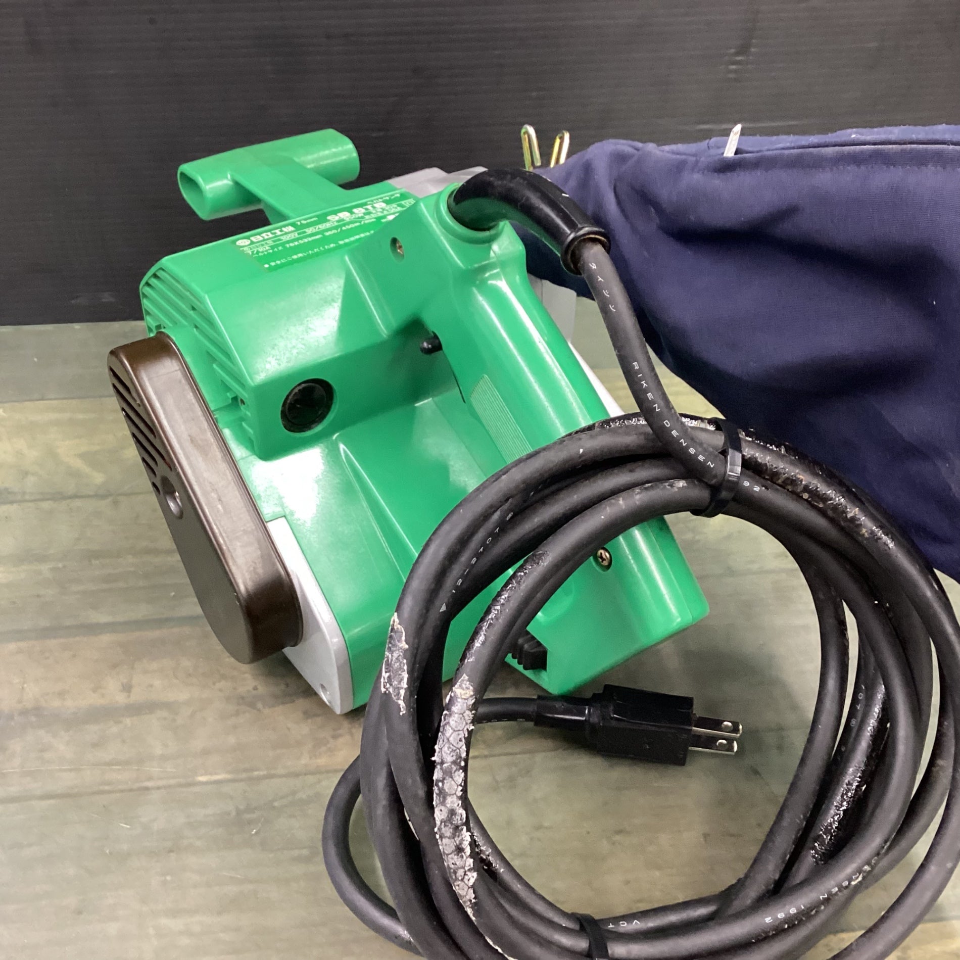 〇 日立 ベルトサンダー SB8TB 【東大和店】 – アクトツールオンライン