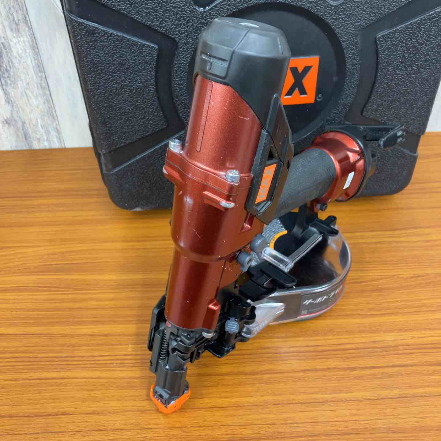 中古品】☆マックス(MAX) 高圧エアネジ打ち機 HV-R41G6(D)-R【八潮店