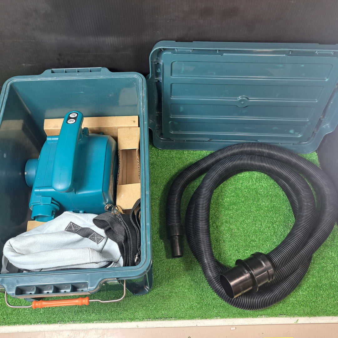マキタ/makita 18V コードレス集じん機 VC350DZ【岩槻店】