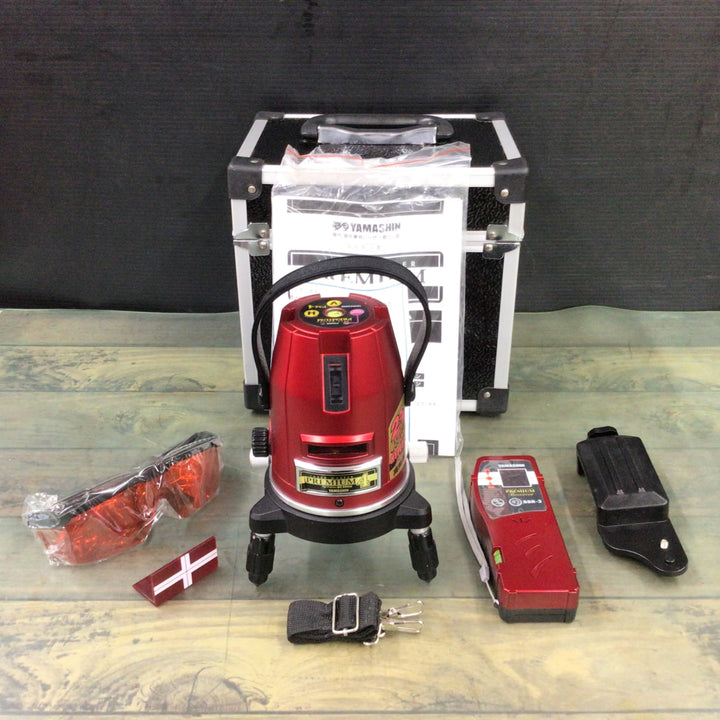 〇山真製鋸(YAMASHIN) レーザー墨出し器 PM-4 【東大和店】