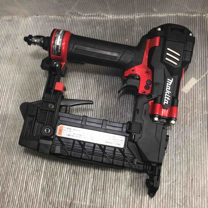 【未使用】マキタ(makita) 高圧フロアタッカ AT451H【草加店】