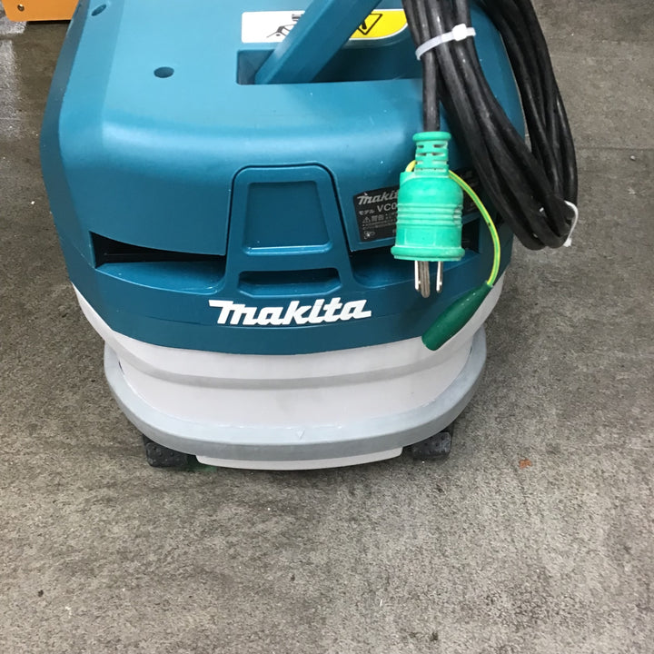 ★マキタ(makita) 集じん機 乾湿両用 VC0820【川崎店】