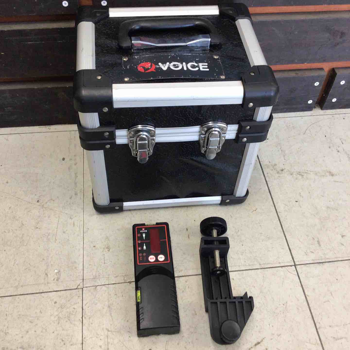 現状品】 VOICE 5ラインレーザー墨出し器 VLR-5X 矩十字・横 【鴻巣店