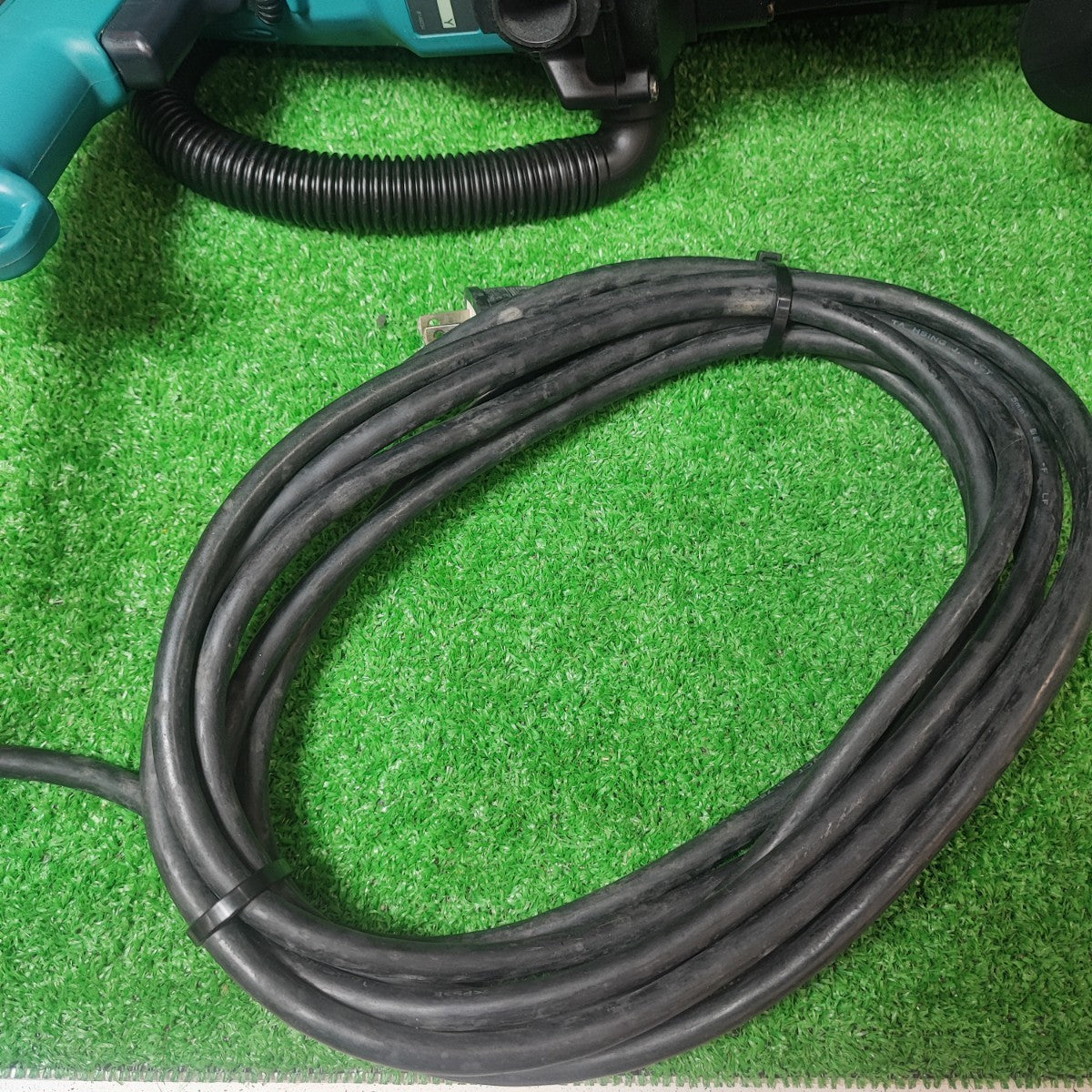 ☆マキタ(makita) ハンマドリル HR2432【岩槻店】 – アクトツール ☆マキタ(makita) ハンマドリル HR2432【岩槻店】 – アクトツール