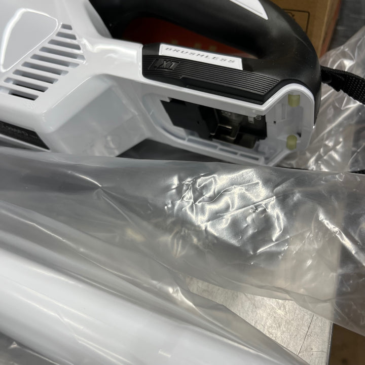 【未使用(店頭展示品)】★マキタ(makita) コードレスクリーナー CL286FDZW【東大和店】