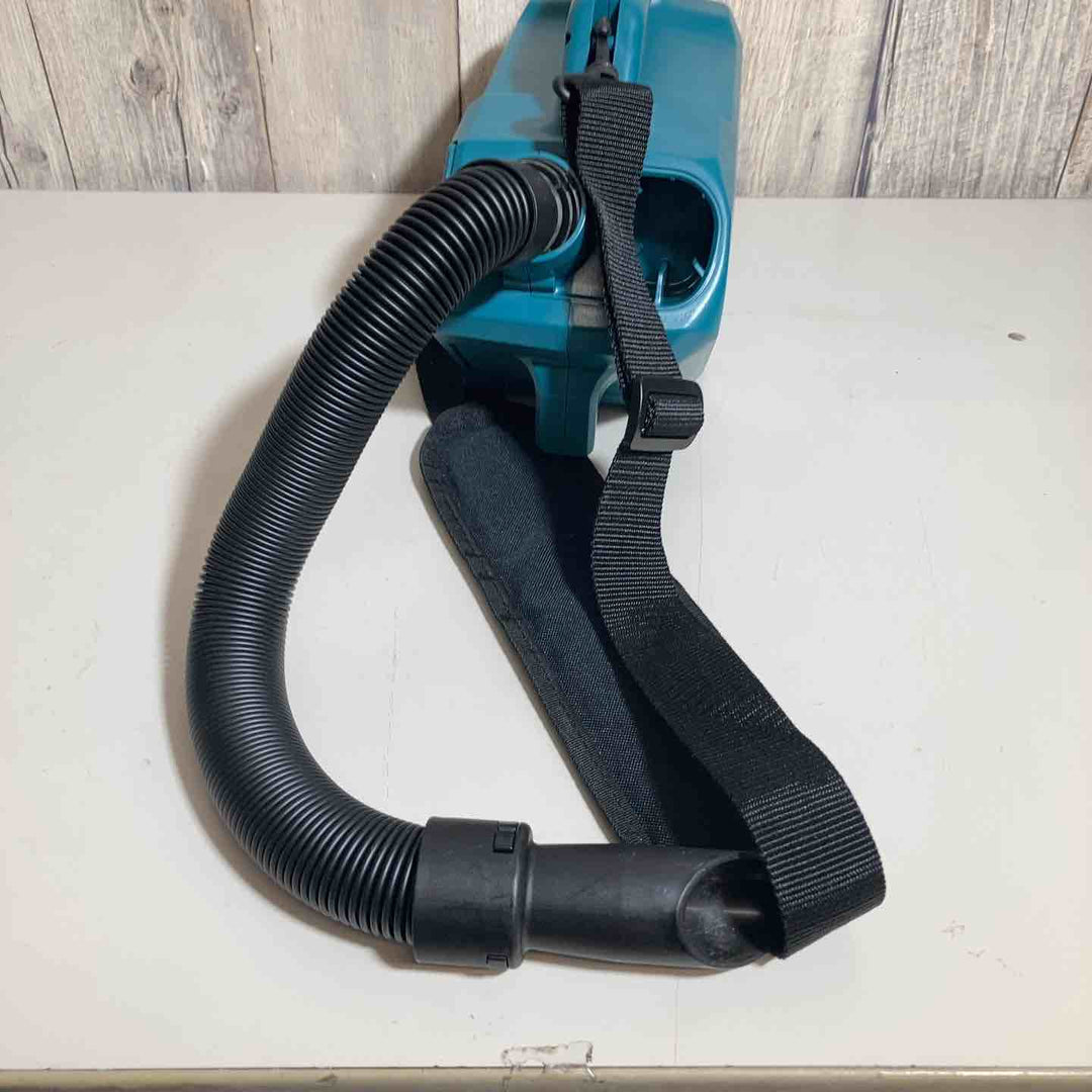 ◇マキタ(makita) コードレスクリーナ CL184DZ　18V対応【戸田店】