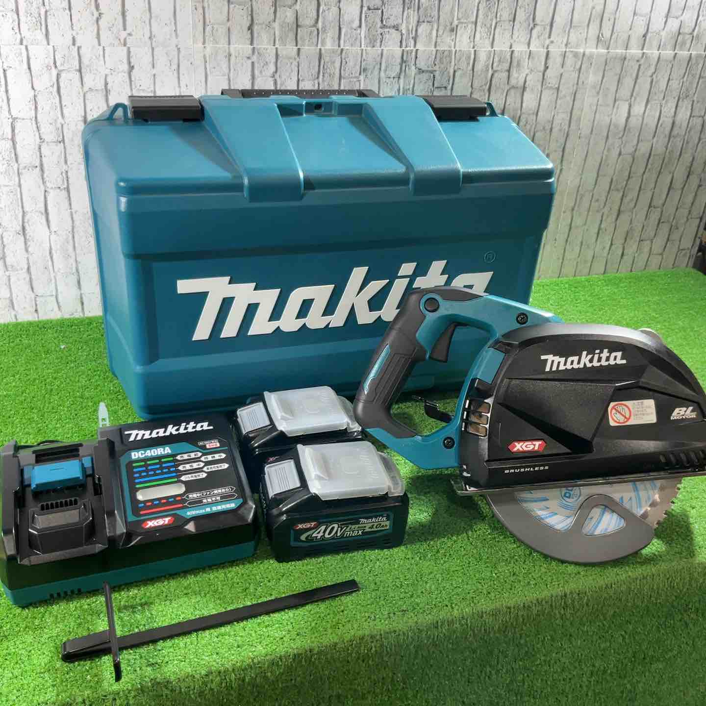 【未使用品】★マキタ(makita) コードレスチップソーカッター CS001GRMX【川口店】 ☆マキタ(makita) コードレスチップソーカッター CS001GRMX【川口店