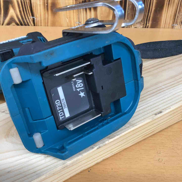 ★マキタ(makita) コードレスインパクトドライバー TD173DZ【越谷店】