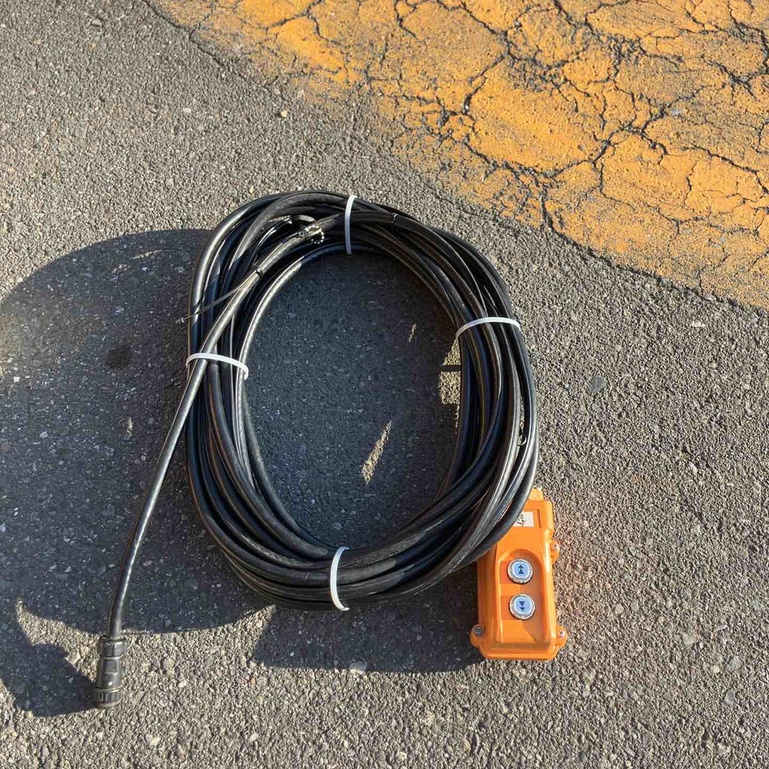 【中古品】 KITO/キトー 電動チェーンブロック・ED16S 【桶川店】