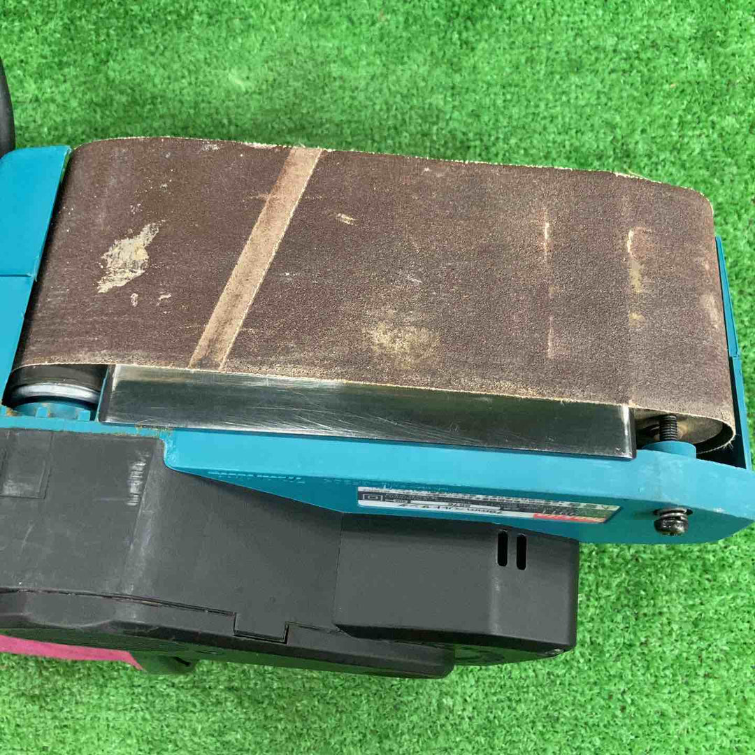 ◇マキタ(makita) ベルトサンダ 吸塵装置式 76mm 9911【川崎店】