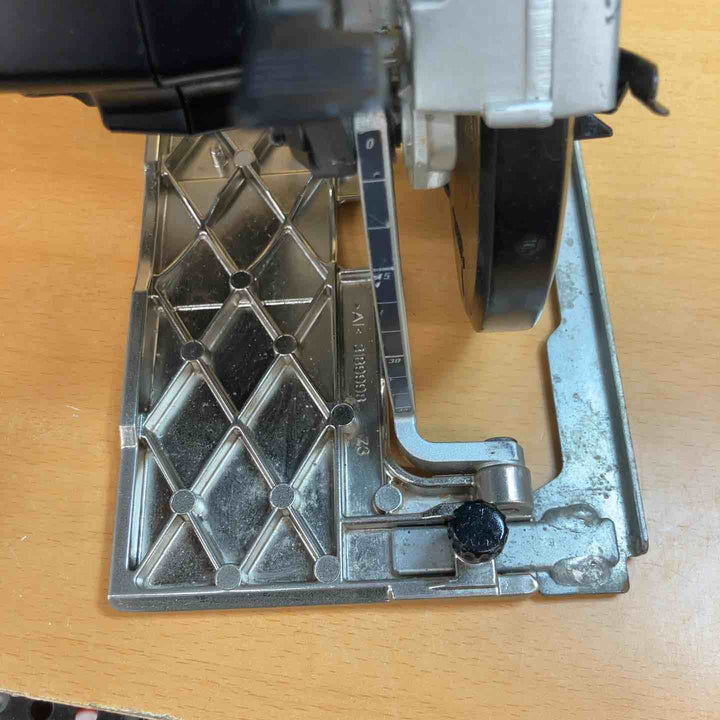★マキタ(makita) コードレス丸のこ HS471DZB【越谷店】