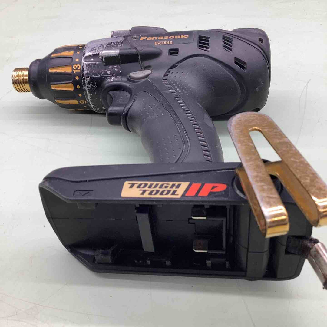 ◇パナソニック(Panasonic) コードレスマルチインパクトドライバー EZ7542LR2ST1【越谷店】