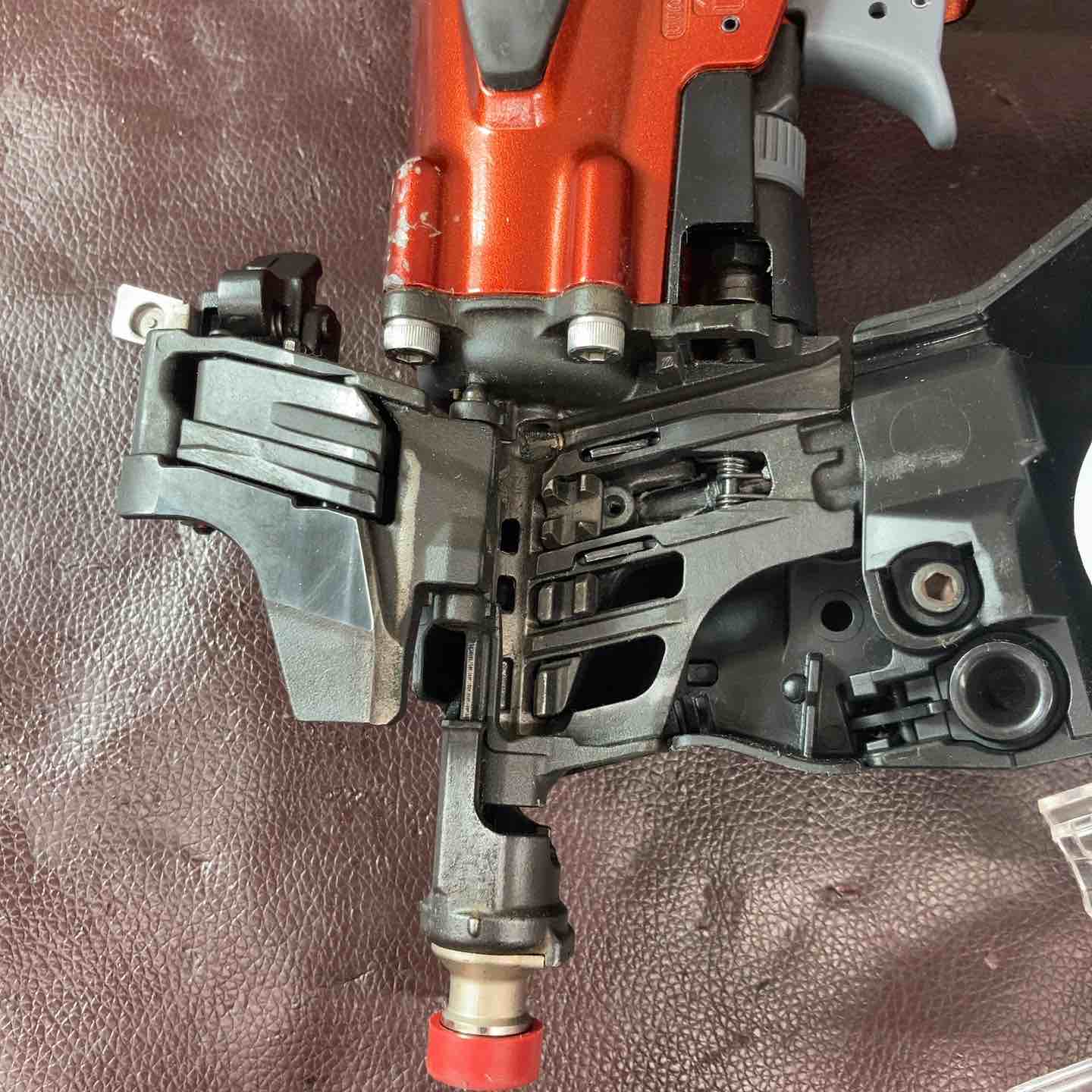 中古品】マックス(MAX) 高圧エア釘打ち機 HN-50N4(D)-R【東大和店