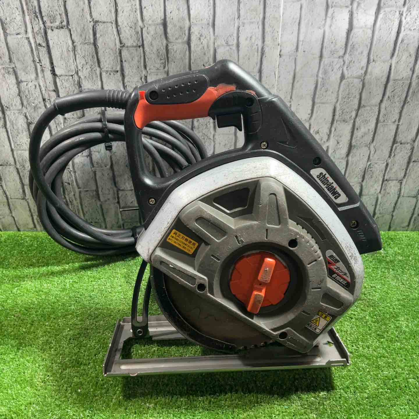 ◇新ダイワ(Shindaiwa) 180mm 防塵カッター B18N2-F (B18NII