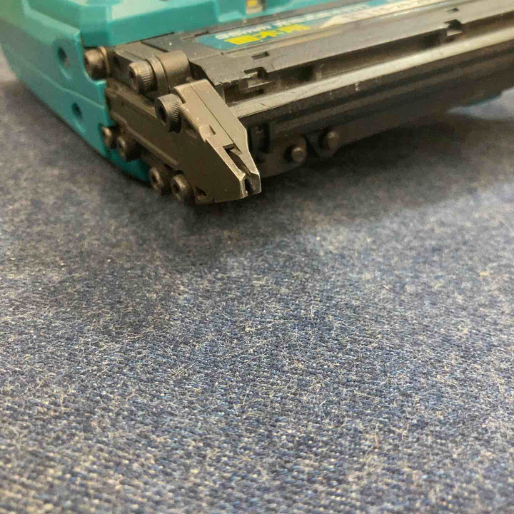 ◇マキタ 充電式35mm面木釘打ち機 FN350DZ【八潮店】