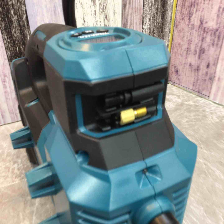 ★マキタ(makita) コードレス空気入れ MP001GZ【八潮店】