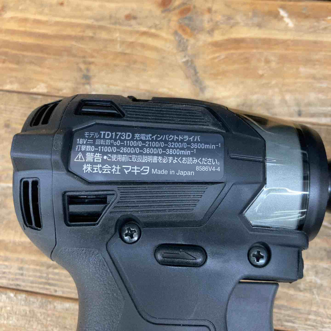 【未使用店頭展示品】 マキタ(makita) 18V コードレスインパクトドライバー TD173DXB 充電器無し セット品 【東大和店】