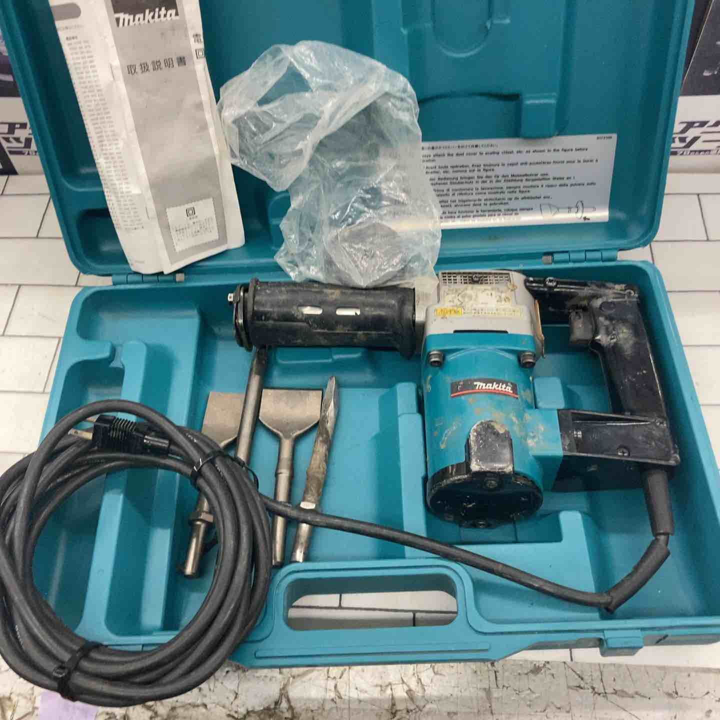 マキタ HK1810 電動ケレン【野田愛宕店】【店頭取引限定】【中古】管理番号：ITKUDNXGY6IK マキタ HK1810 電動ケレン【野田愛宕店】【店頭取引限定】【中古】管理