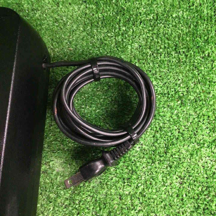 マキタ(makita) 2口急速充電器 DC18RD【川崎店】