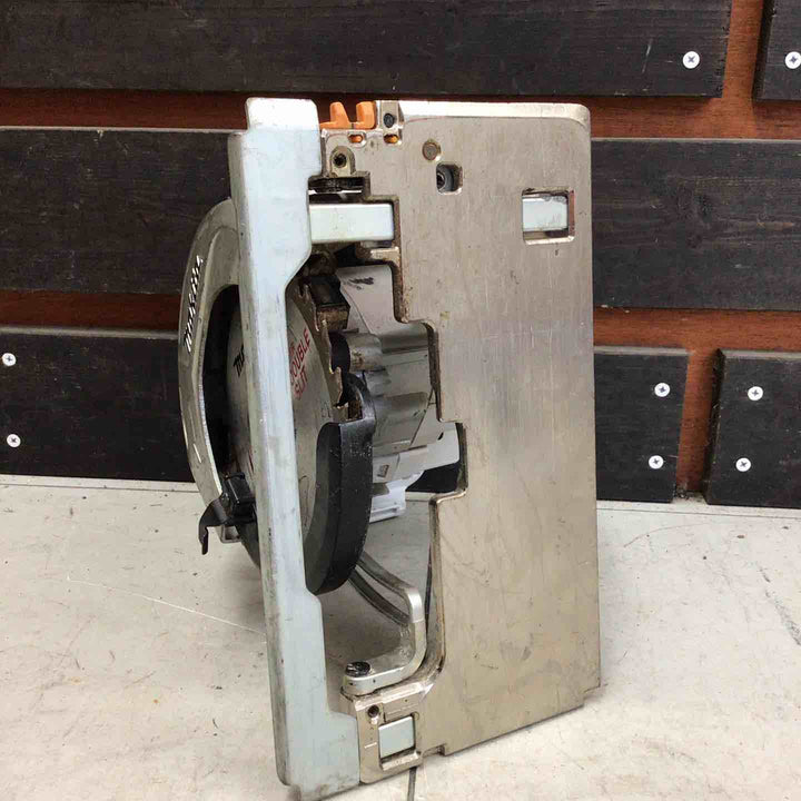 【現状品】 マキタ/makita コードレス丸のこ HS470DZW 【鴻巣店】