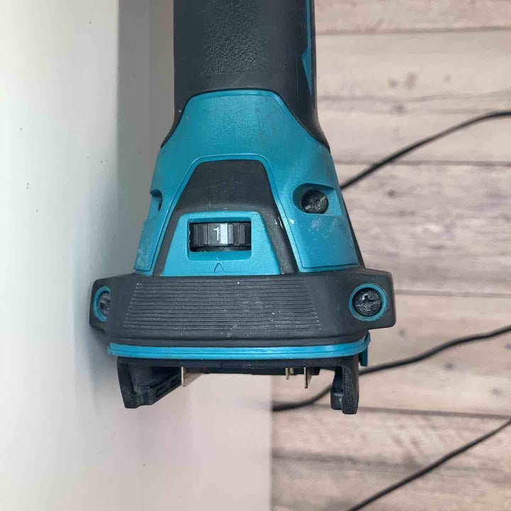【中古品】★マキタ(makita) コードレスマルチツール TM52DZ　18V対応　本体のみ【戸田店】