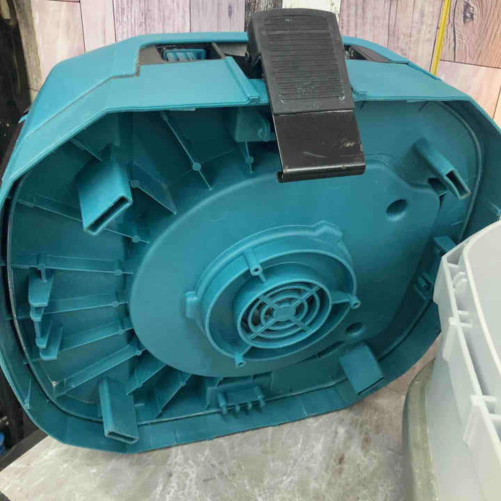 ★マキタ(makita) 集じん機 乾式 VC0830 連動機能【八潮店】