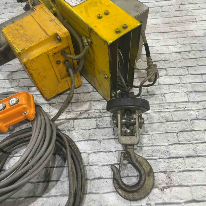 ◇トーヨーコーケン(TKK) 電動ウインチ(ワイヤー) ベビーホイスト BH-700【八潮店】