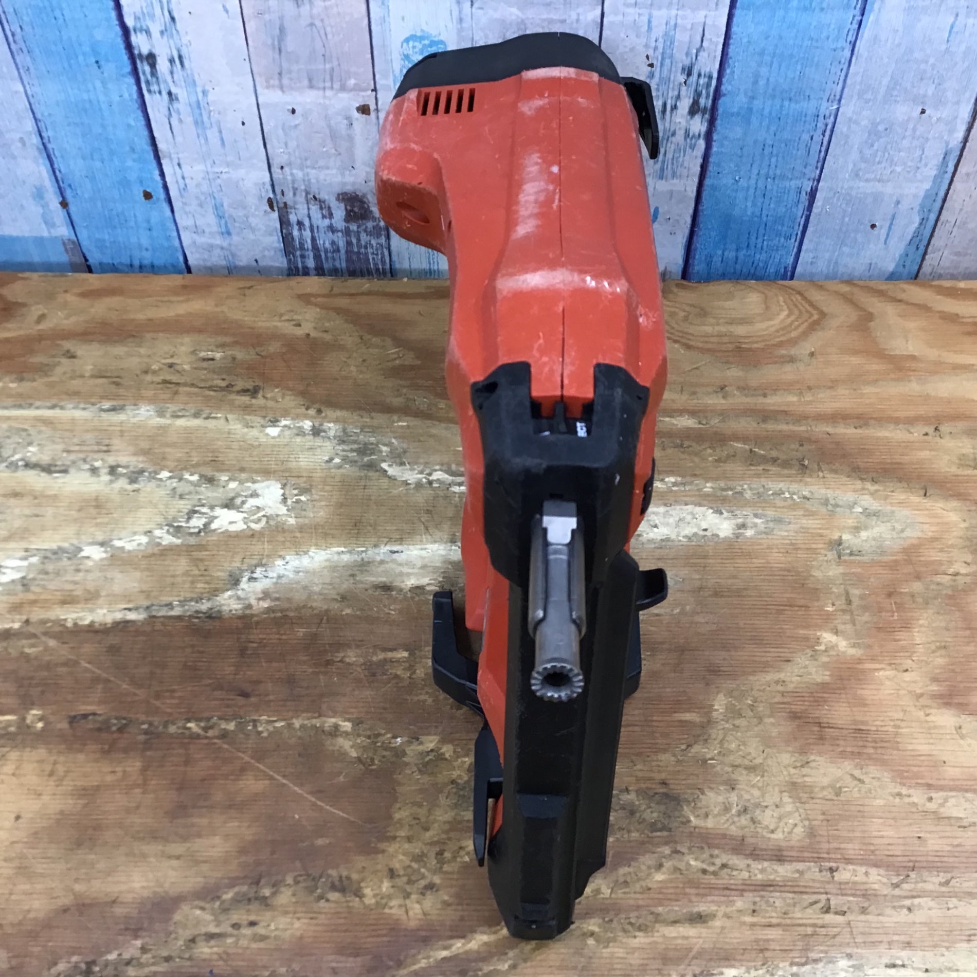 ☆ヒルティ(Hilti) コードレスコンクリートネイラー BX3-IF 01