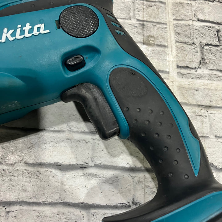 〇マキタ(makita) コードレスハンマドリル HR162DZK バッテリー1個付き【川口店】