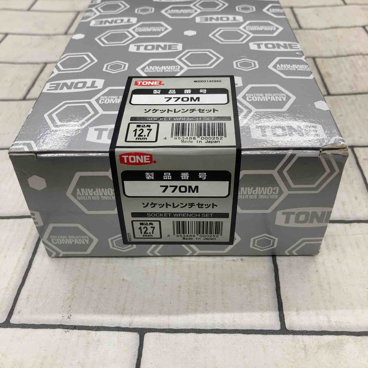 ◇トネ(TONE) ソケットレンチセット 差込角12.7mm(1/2") 770M 内容16点 シルバー【所沢店】