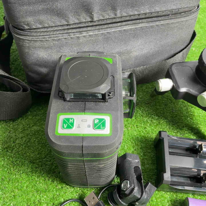 ◇アックスブレーン 水平/垂直ラインレーザー墨出し器 PLV-35【草加店】