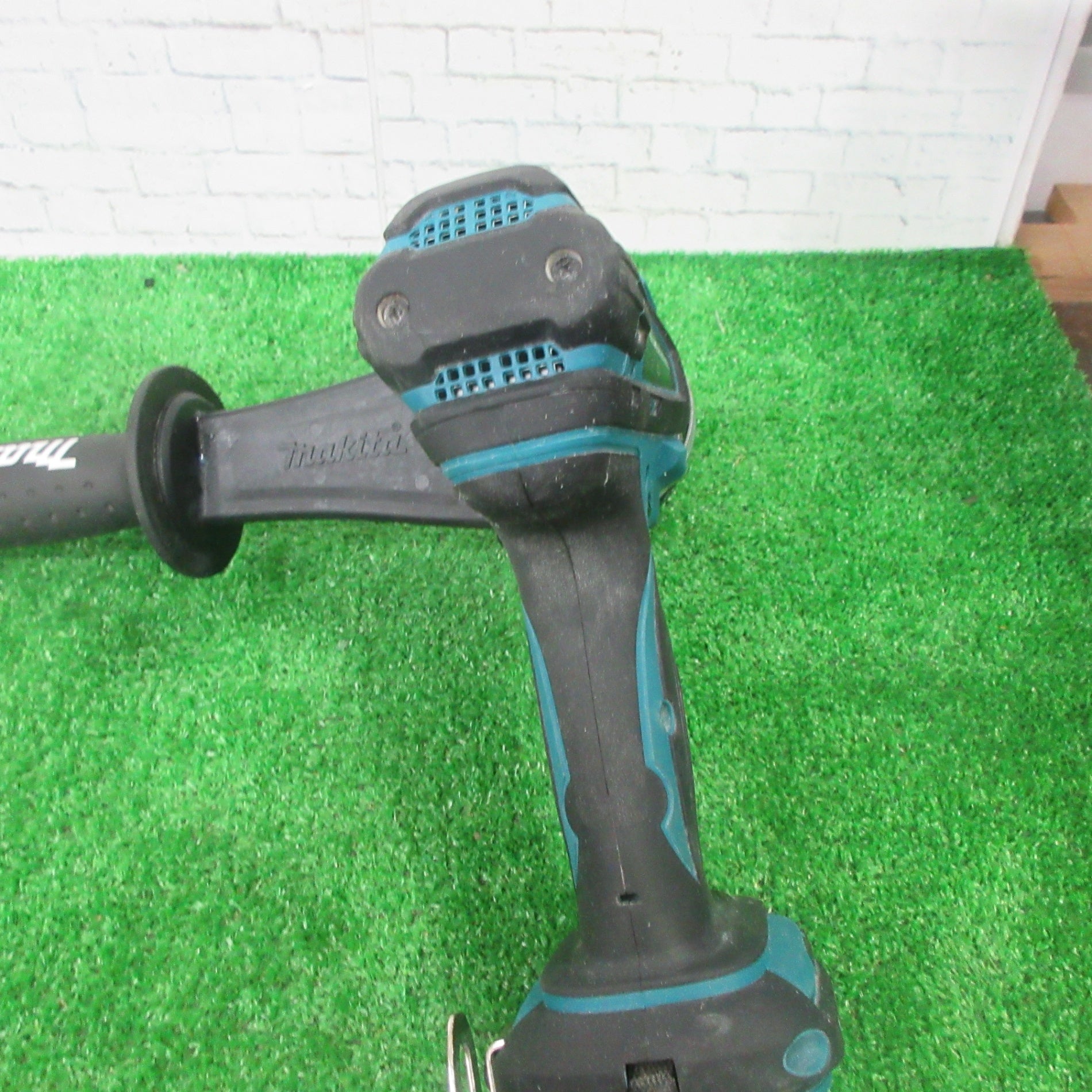 ☆マキタ(makita) コードレス振動ドリルドライバー HP458DZ【町田店