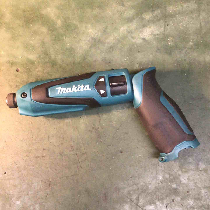 ☆マキタ(makita) 充電式ペンインパクトドライバ TD021DS【戸田店】