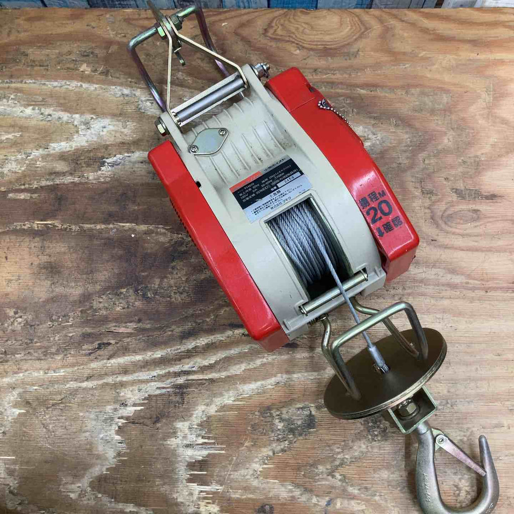◇マキタ(makita) 小型ホイスト(ワイヤー) 定格荷重60kg 揚程20m TH60 