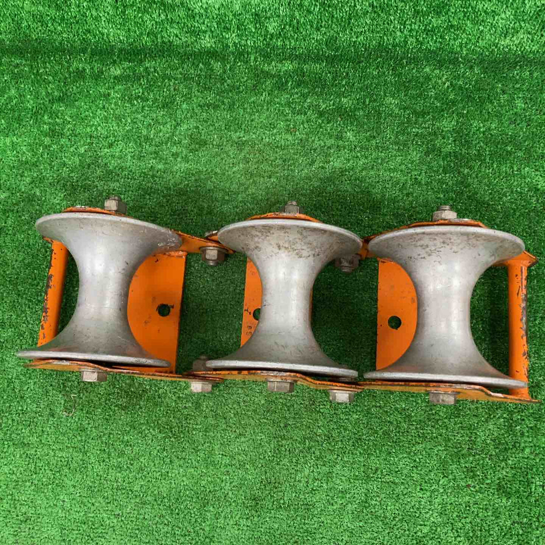 【中古品】▼育良精機 イクラ 三連コロ ケーブルコロ ISS-3600【川崎店】
