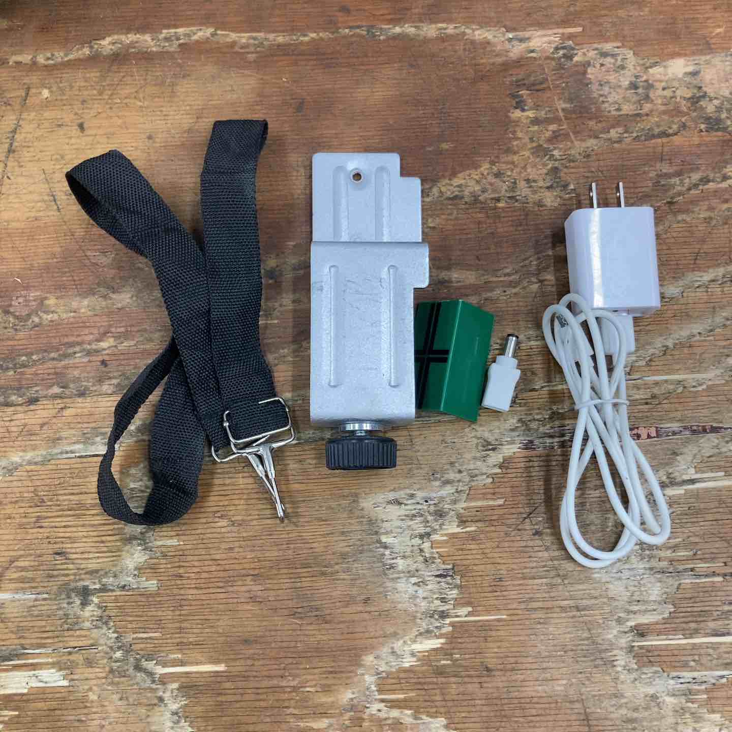 harmo29さん専用 ◇山真製鋸 電子整準式レーザー墨出し器 LDR-9s【柏店】 – アクト